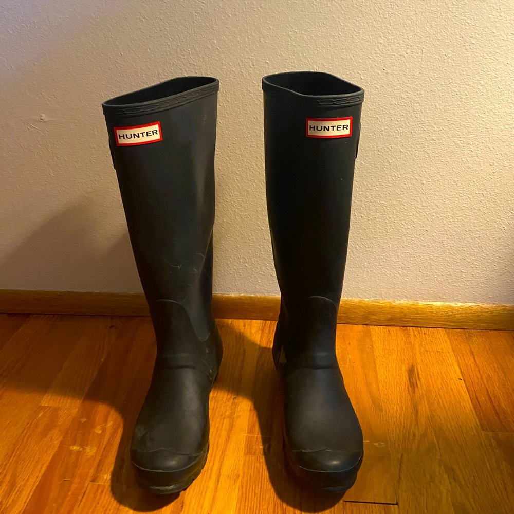 HUNTER BOOTS